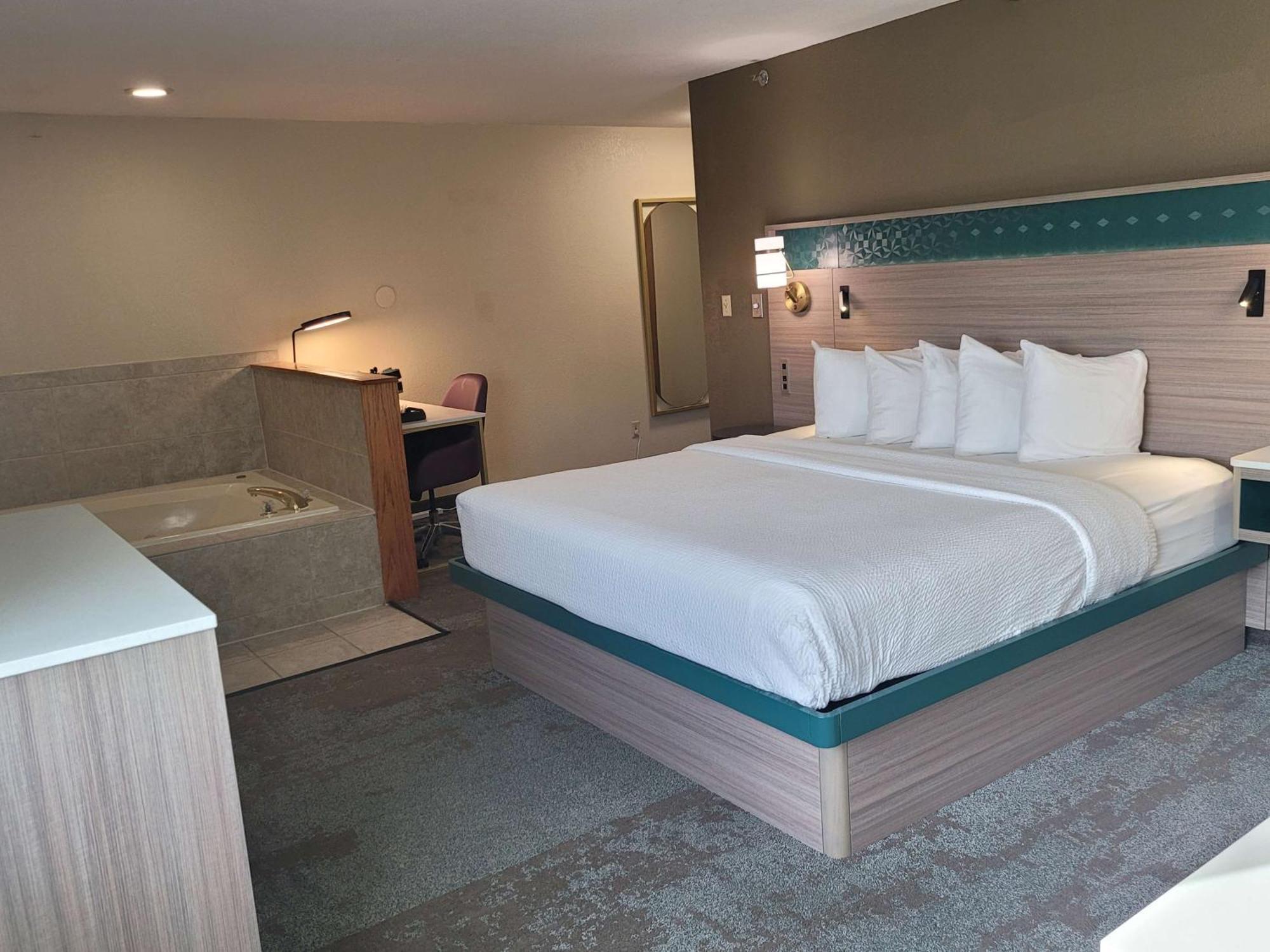 Best Western Plus Altoona Inn Eksteriør bilde